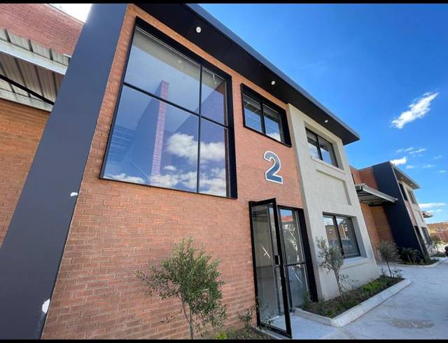 INDUSTRIAL PROPERTY TO RENT IN SAMRAND BUSINESS PARK